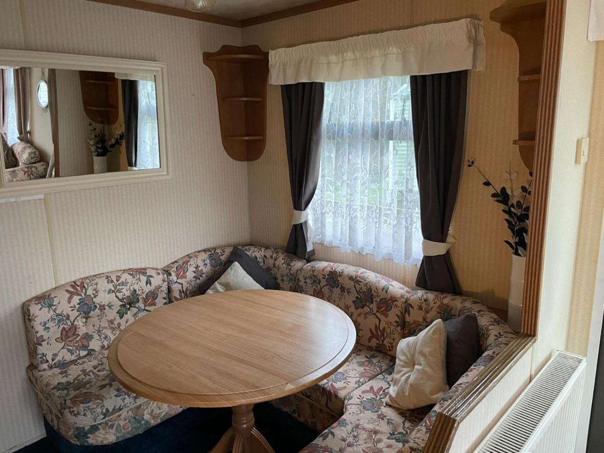 达农38 Glenfinart Caravan Park别墅 外观 照片
