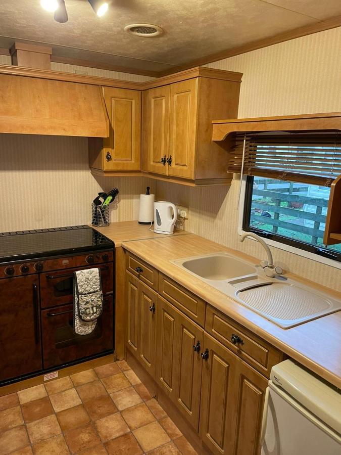 达农38 Glenfinart Caravan Park别墅 外观 照片
